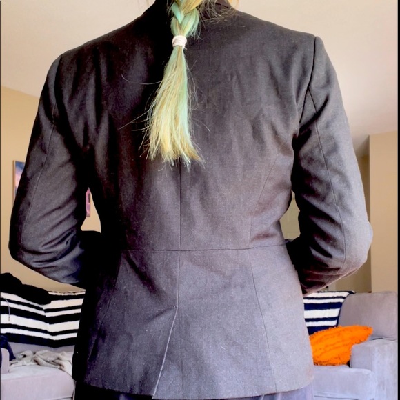 Sz 6 Charcoal blazer - Picture 2 of 8